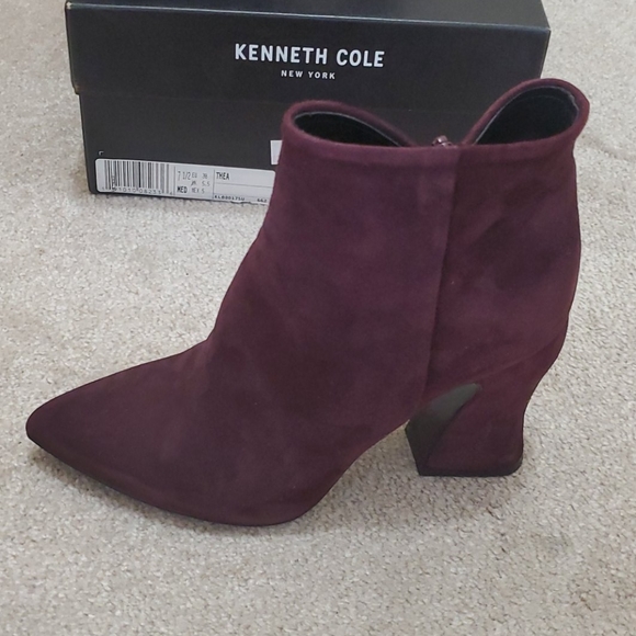 Kenneth Cole NY Suede Burgundy Ankle Boots - Picture 6 of 8